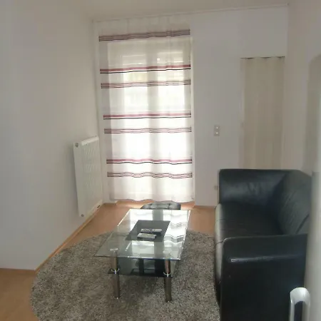 Apartment Rethelstrasse 97 *