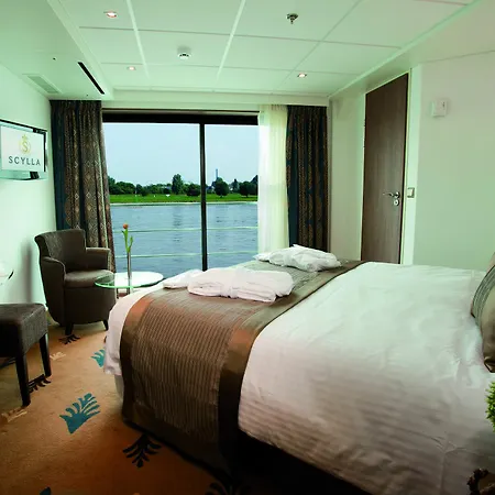 Crossgates Hotelship 4 Star - Altstadt - * Düsseldorf