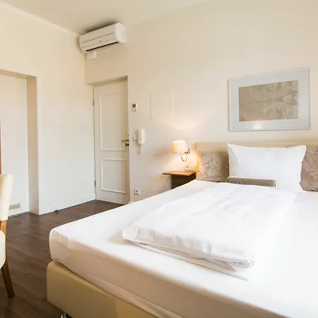 Ξενοδοχείο με διαμερίσματα Living Am Carlsplatz Ντίσελντορφ