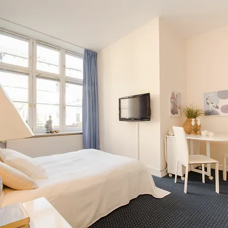 Living Am Carlsplatz 4* Ντίσελντορφ