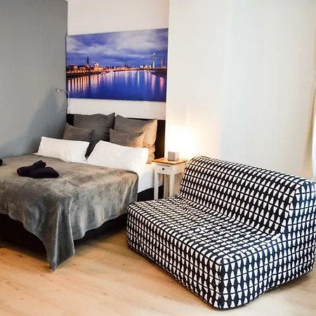 Centerapartments Tonhallenstraße 4*
