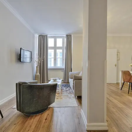 Living Am Carlsplatz 4* Ντίσελντορφ