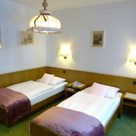 Wurms Hotell