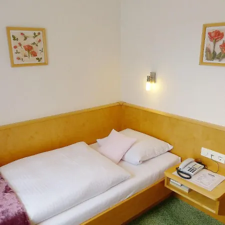 Wurms Hotell