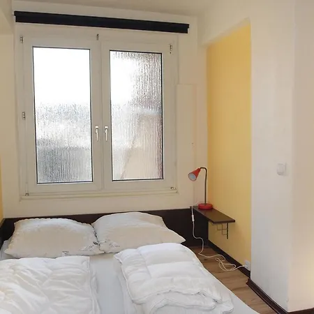 Pitstop & Boardinghouse * Düsseldorf