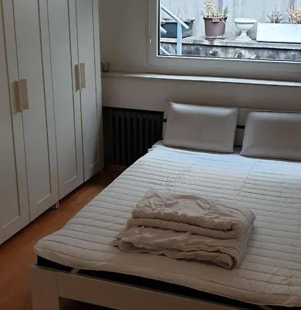 Pitstop & Boardinghouse * Düsseldorf