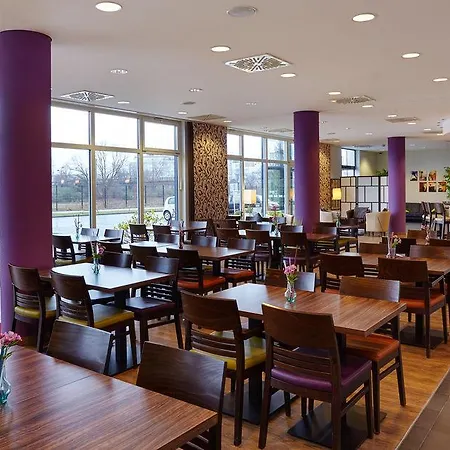 Holiday Express - City North By Ihg Hotel