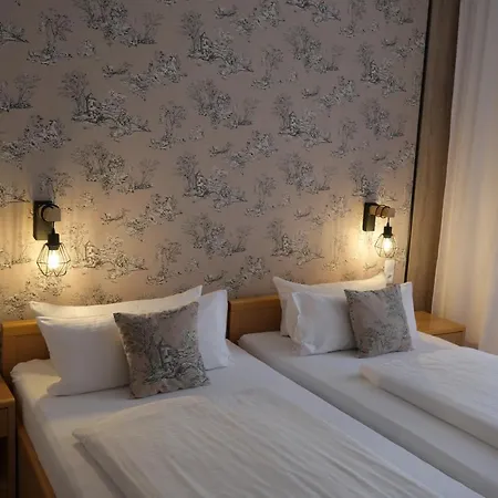 Hotell Engelbert 3*