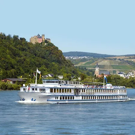 Fairtours Hotelschiff Rembrandt Van Rijn Düsseldorf