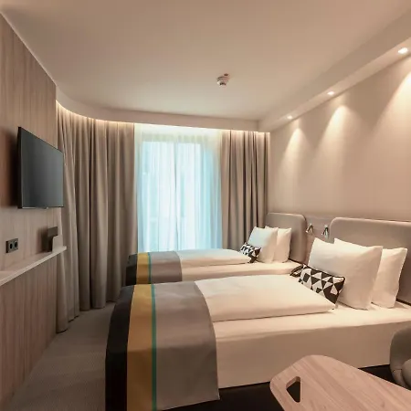 Hotel Express - Hauptbahnhof, An Ihg 3*