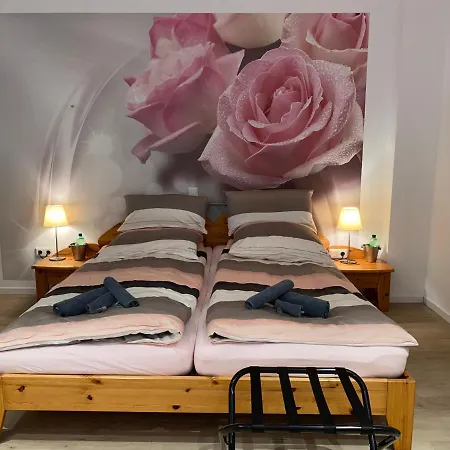 Home-rose-garden-gästehaus Kontaktloser Zugang Gasthof *