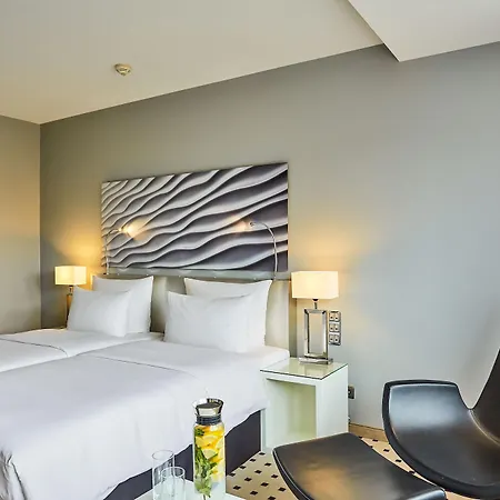 Отель Radisson Blu Conference Hotel,