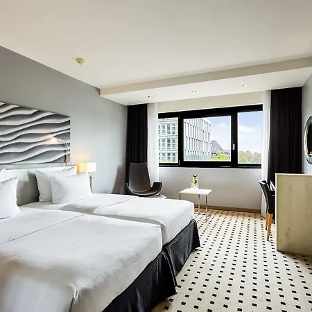 Отель Radisson Blu Conference Hotel,
