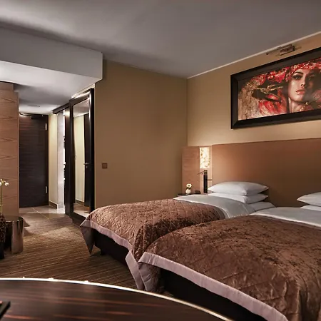 Отель Hyatt Regency Дюссельдорф