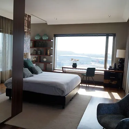 Der Valk Hotel 4*