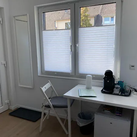 Messezimmer Nahe Der Düsseldorfer Messe Mit Eigenem Eingang Und Gratis Minibar Gasthof
