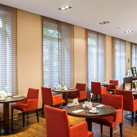 Hotel Nh Königsallee 4*