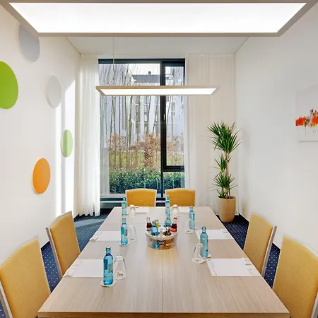- Toulouser Allee By Ihg Hotell 4*