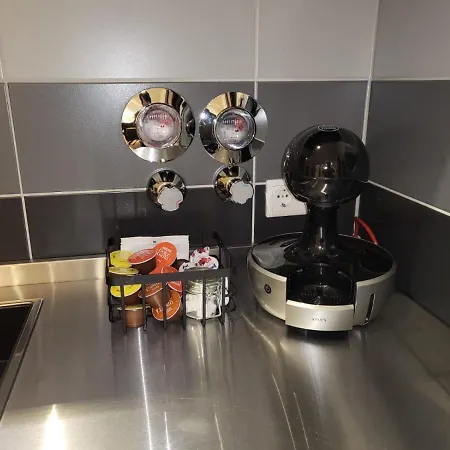 Tritt Ein Bring Glück Herein - Exquisite 65 Qm - Messenähe - Parkplatz - Flughafennähe Apartment