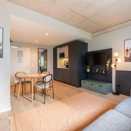 Limehome Stresemannstrasse - Digital Access Aparthotel