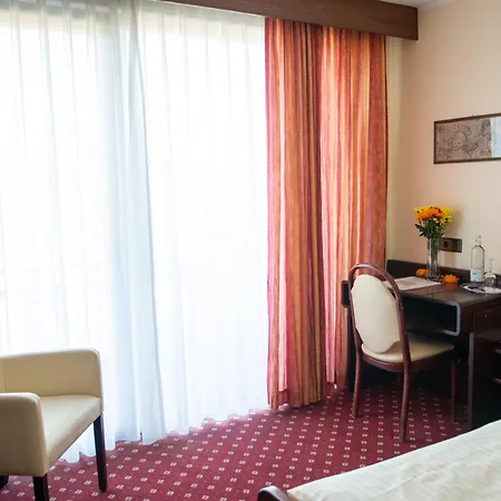 Hotell Haus Am Zoo 3*
