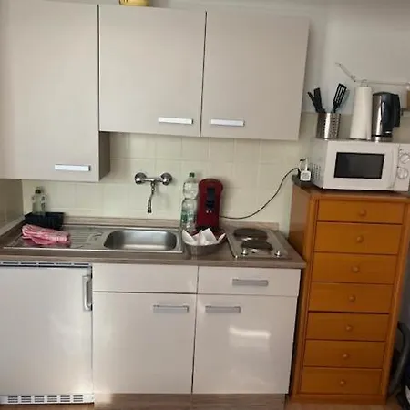 Leon Apartment *