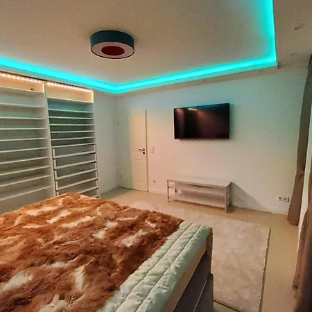 Apartment 3 - Keine Party ! 6 Personen Dusseldorf