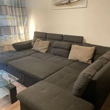Gemutlich Und Moderne In Apartment Dusseldorf