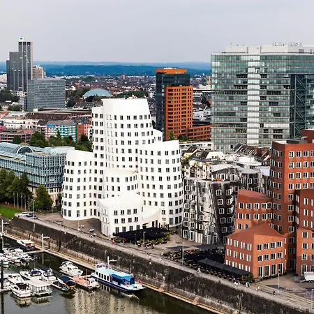 Hyatt Regency Отель 5*