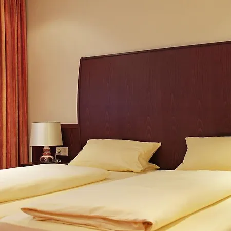 Haus Am Zoo Hotell