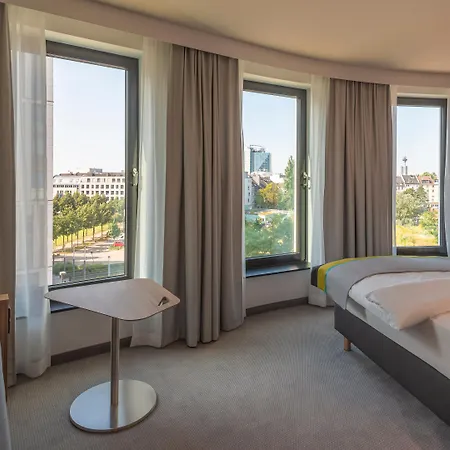 Express - Hauptbahnhof, An Ihg Hotel 3*