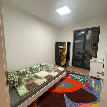 3-zimmer Im Zentrum Dues Apartment *