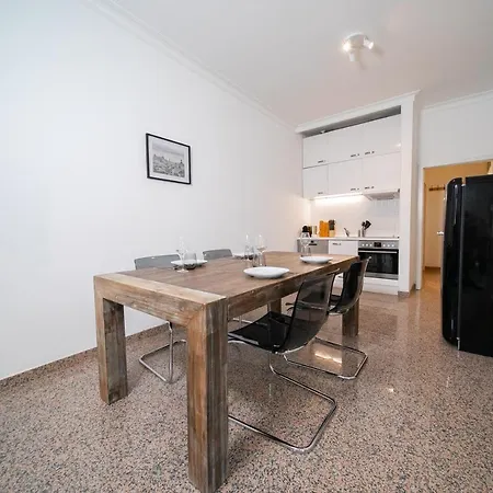 Apartment Favorite Stays - And - Dusseldorf