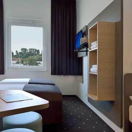 B&B Hotel Neuss 5*