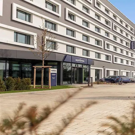 Novotel Airport Hotel