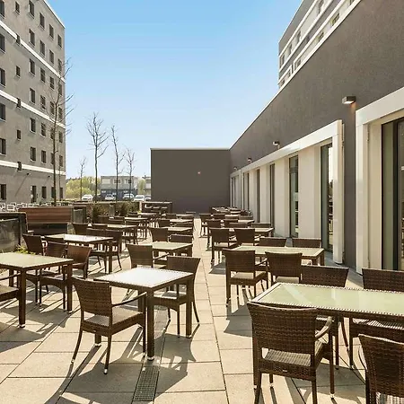 Hotel Novotel Airport 4*
