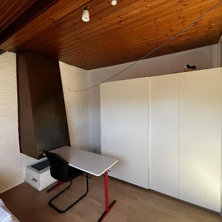 Urban Living On Worringer Apartment *