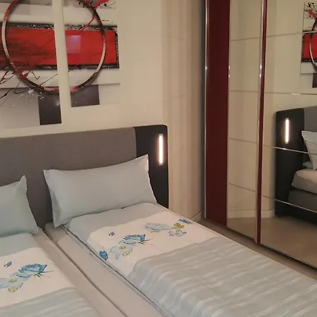 Apartment In Naehe Messe Flughafen Düsseldorf