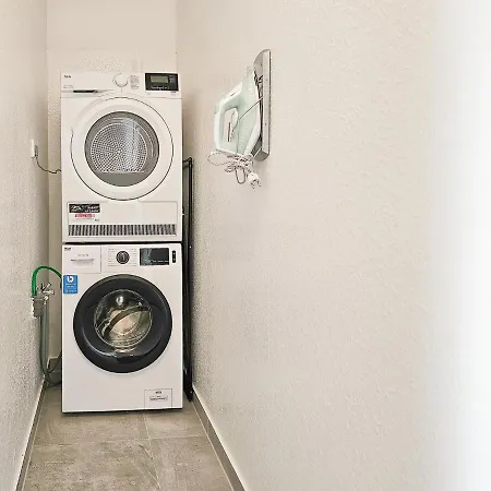 Raj Living - 2 Or 3 - 15 Min Zur Messe Dus & 10 Min Old Town Dus Düsseldorf