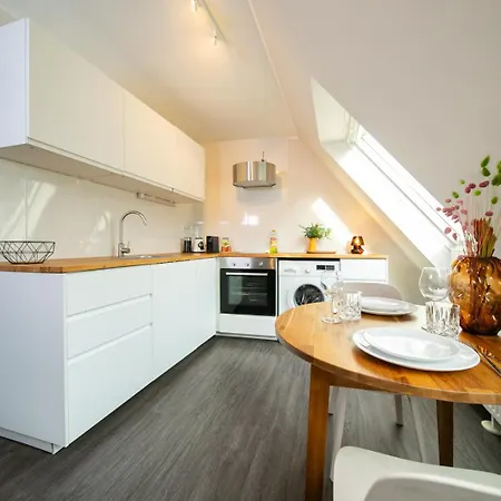 Favorite -suite And - Altstadt Apartment *