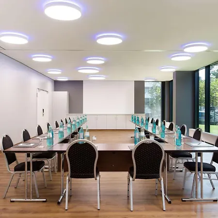 Radisson Blu Conference Hotel, Hotel 4*