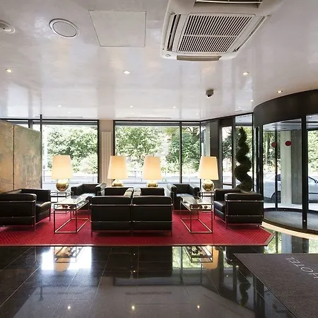 Living Hotel 4*