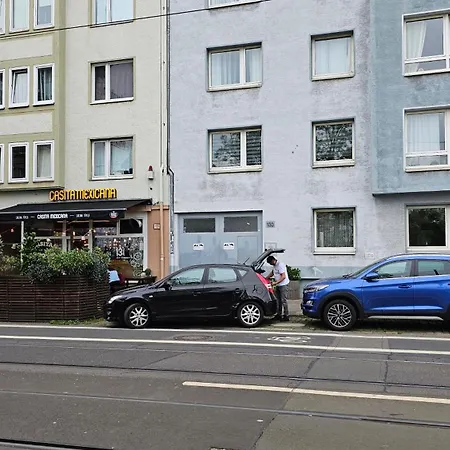 In Bilk-zentrum * Dusseldorf