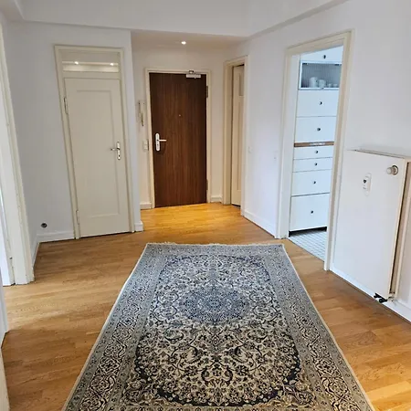 Central Park Flat Am Hofgarten Apartment