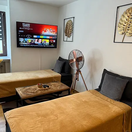 Offline 51 Apartment