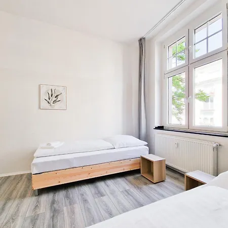 Raj Living - 3 Mit Balkon - 15 Min Zur Messe Dus Apartment Dusseldorf