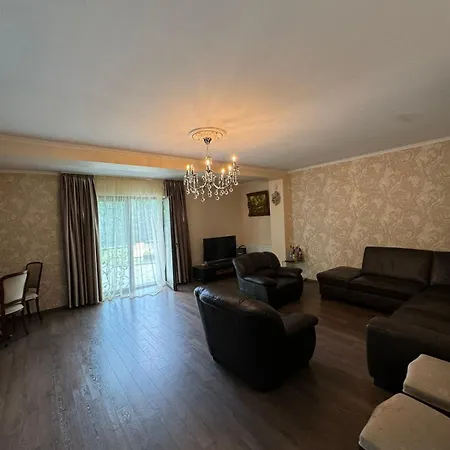 House Near Messe Villa *