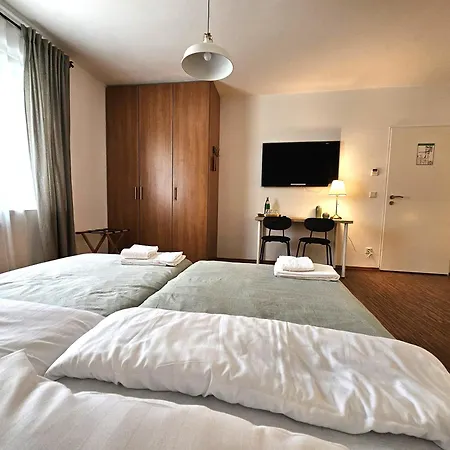Airport Messe Hotel 3*