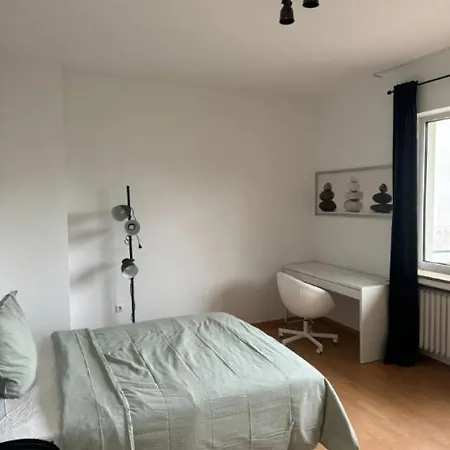 4 Bedroom In Fancy Oberkassel Düsseldorf