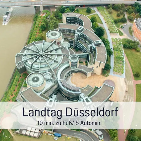 Fewokoko-privat Zentral Rheinufer Altstadt Messe Landtag Koenigsallee Apartment